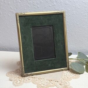Vintage 1998 HB Group Gold Leaf Green Velvet 5x7 Picture Frame Tabletop Wall